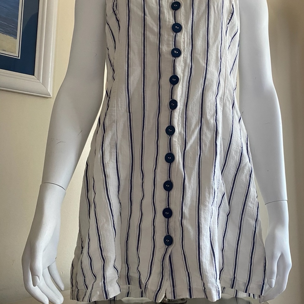 Halter Button Dress - Picture 4 of 6